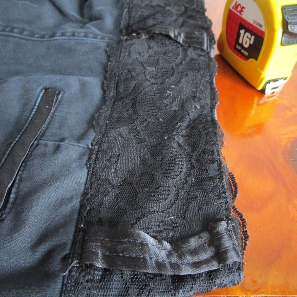 Kik girl black low rise street jeans Size 3, 29x28". Lace satin trim. 90s-2k. - Picture 9 of 15